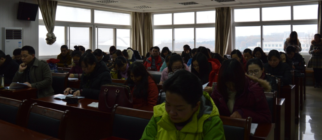 免费成人影片
开展学习党的十八届六中全会精神系列活动