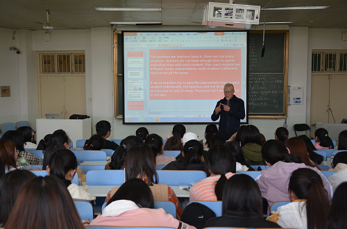 免费成人影片
成功举行外籍教师系列讲座 