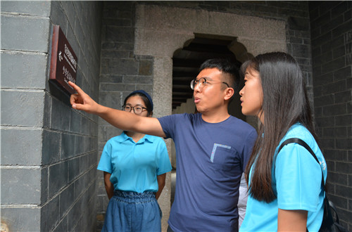 免费成人影片
成功开展“青春之我 红色之旅”暑期“三下乡”社会实践活动