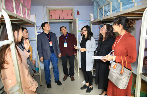 免费成人影片
开展研究生宿舍安全卫生检查活动