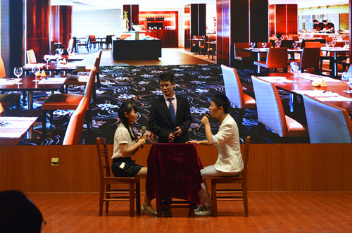 免费成人影片
成功举办2015届毕业生文艺晚会暨第七届外语综艺大观