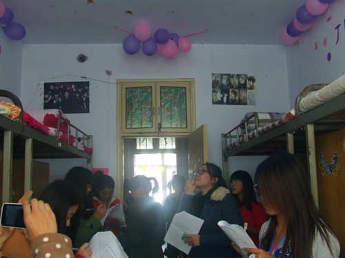 免费成人影片
开展“绿色家园”寝室评比活动