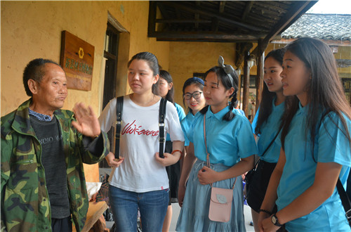 免费成人影片
成功开展“青春之我 红色之旅”暑期“三下乡”社会实践活动