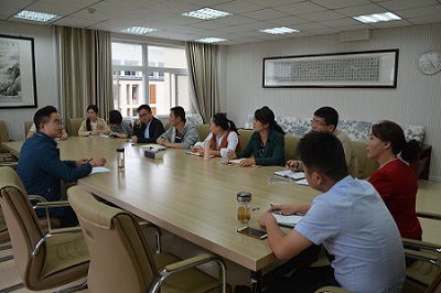 免费成人影片
召开新学期学生工作会议