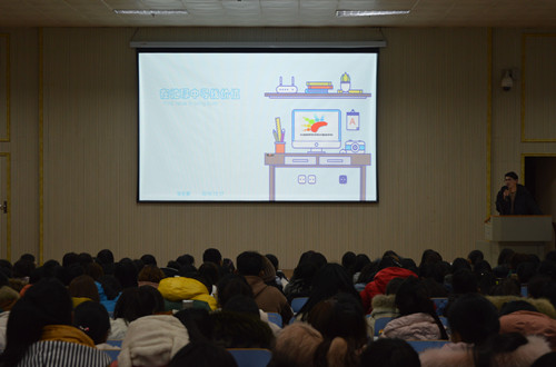 免费成人影片
举办明星故事分享会