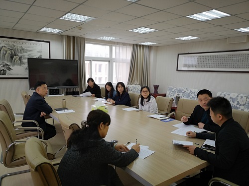 免费成人影片
召开党支部书记工作推进会