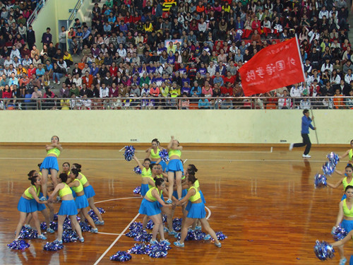 免费成人影片
精彩亮相第21届健美操比赛