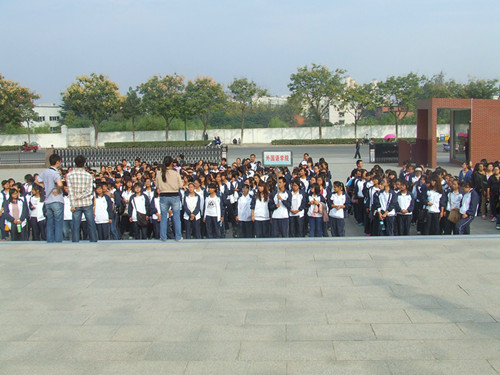 免费成人影片
学子赴鄂豫皖革命纪念馆接受红色教育