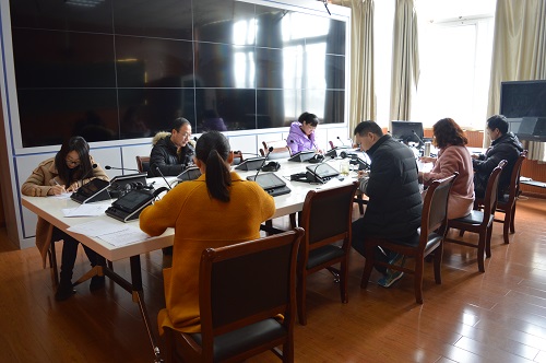 免费成人影片
各党支部召开2018年度组织生活会暨民主评议党员大会