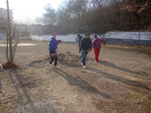 传递冬日温暖，共建和谐敬老院——免费成人影片
“和风志愿服务团”赴马鞍山敬老院开展义务劳动