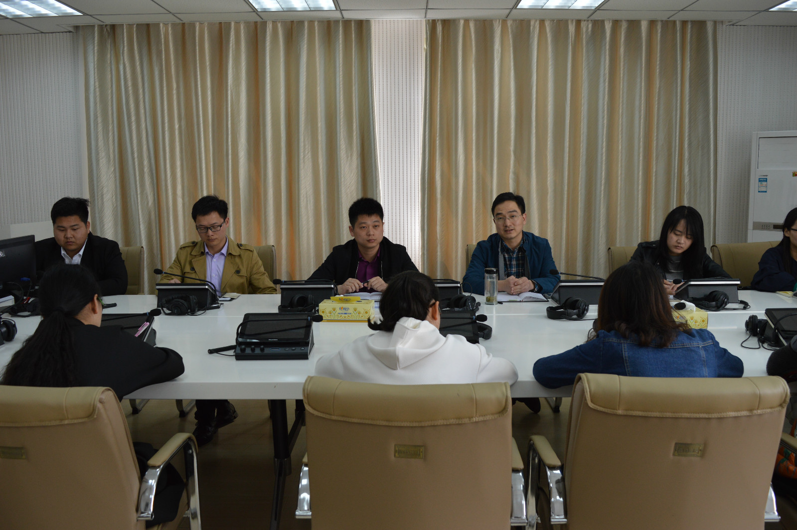 免费成人影片
召开运动会动员会议