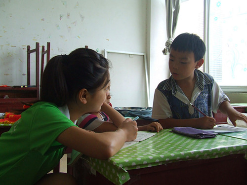 免费成人影片
暑期实践小分队开展“流动雷锋学校”活动