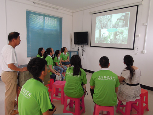 免费成人影片
暑期“三下乡”实践队伍深入董寨国家级自然保护区