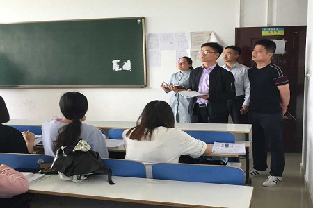 免费成人影片
开展课堂秩序检查工作