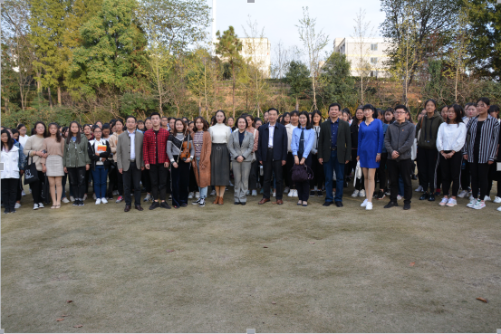 免费成人影片
举办国家安全教育宣讲会