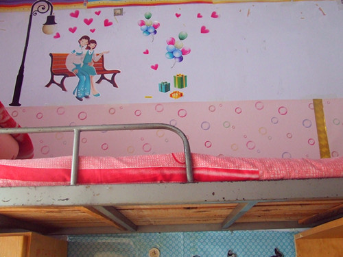 免费成人影片
开展“绿色家园”寝室评比活动